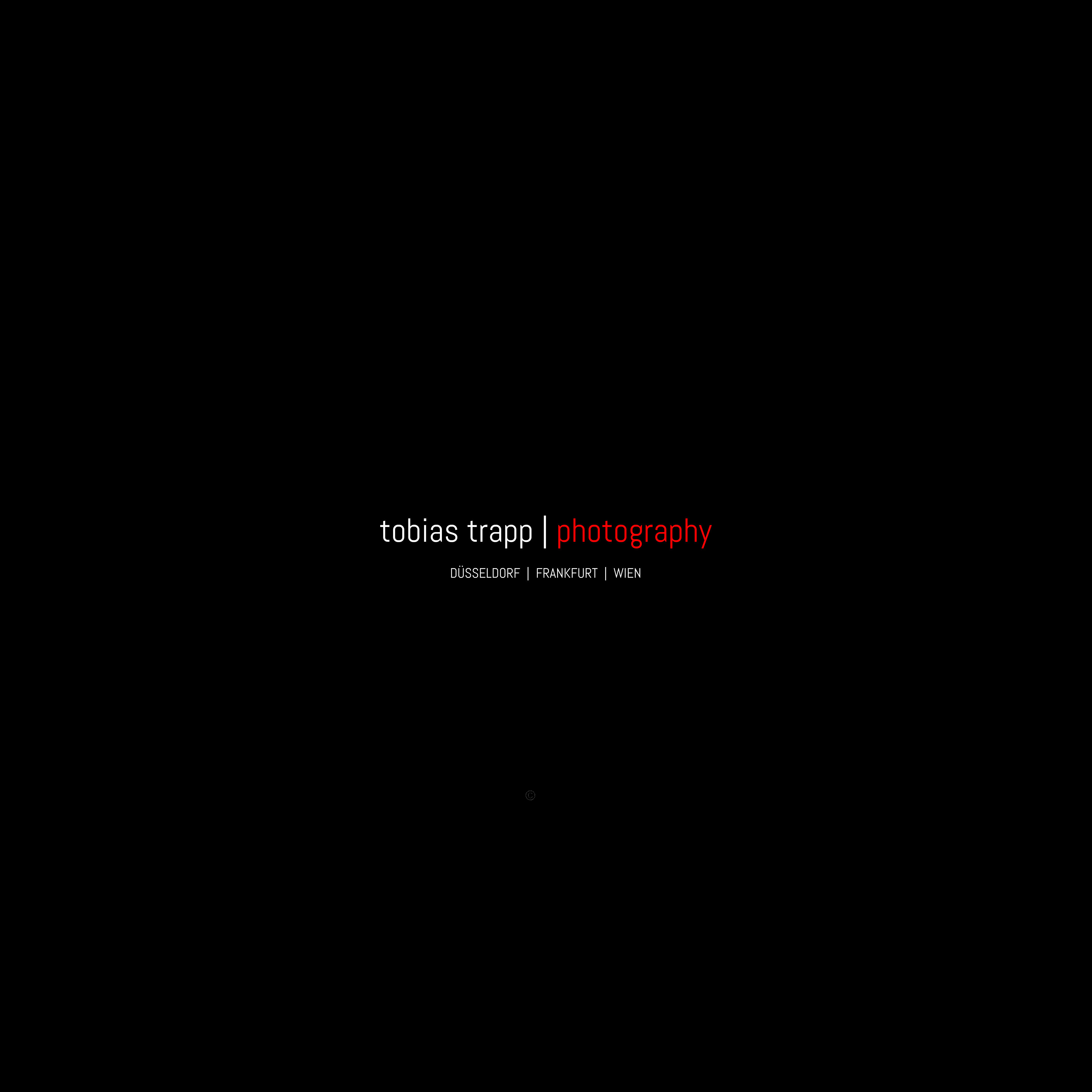 tobias trap | photography wird geladen...